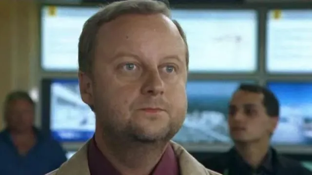 Кадры из сериала Комиссар Рекс (1994)