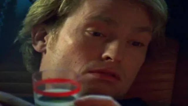 Кадры из сериала Комиссар Рекс (1994)