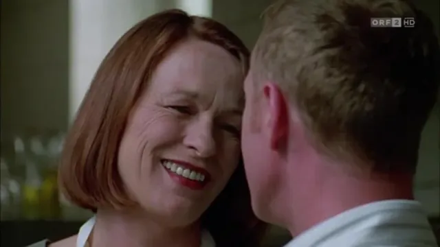 Кадры из сериала Комиссар Рекс (1994)